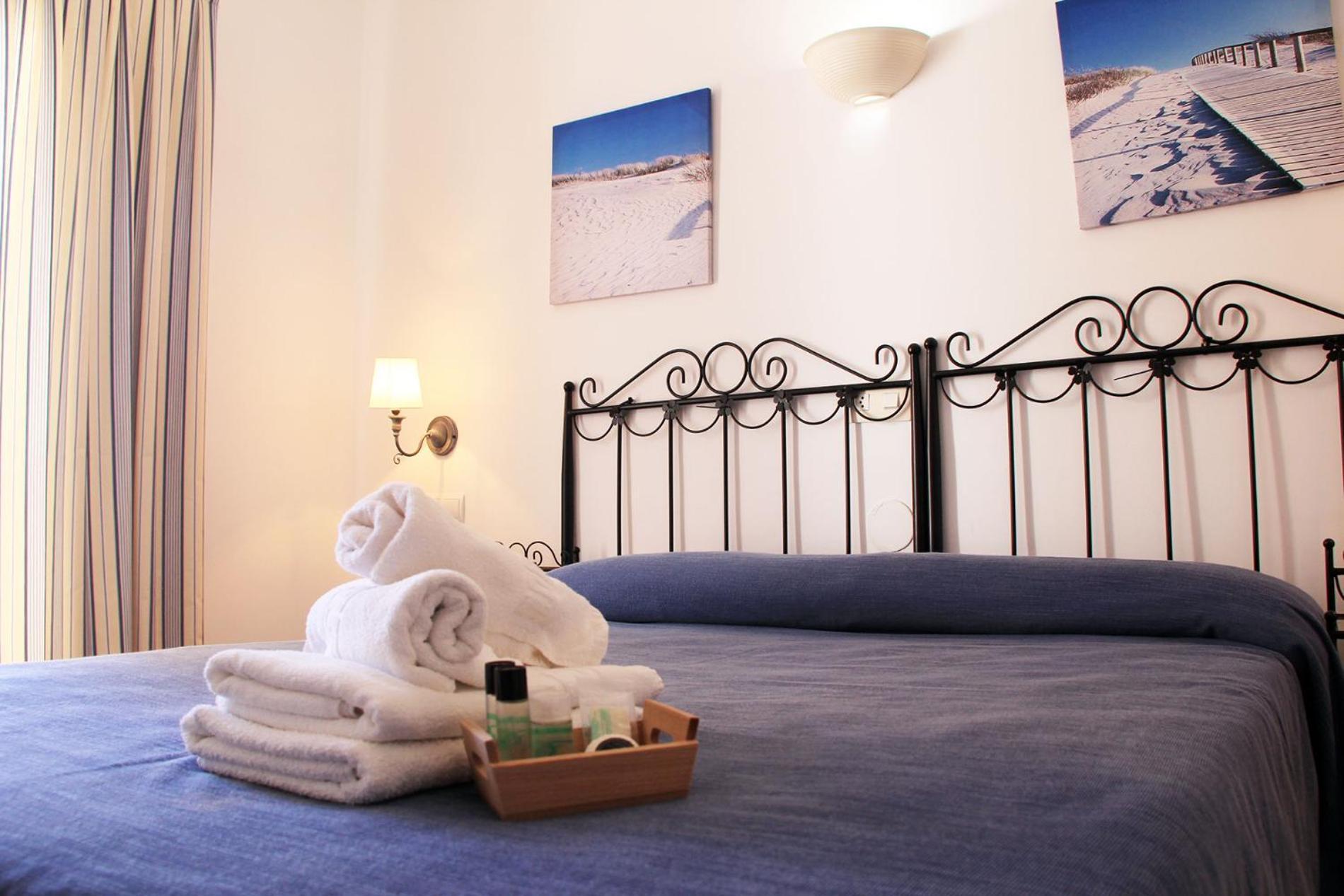 אס פוחולס Hostal Alemania מראה חיצוני תמונה